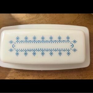 Vintage Pyrex Blue Snowflake Garland Butter Dish